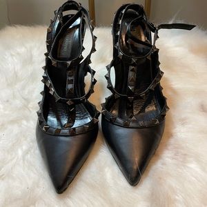 Valentino Noir Rockstud Heels Black
